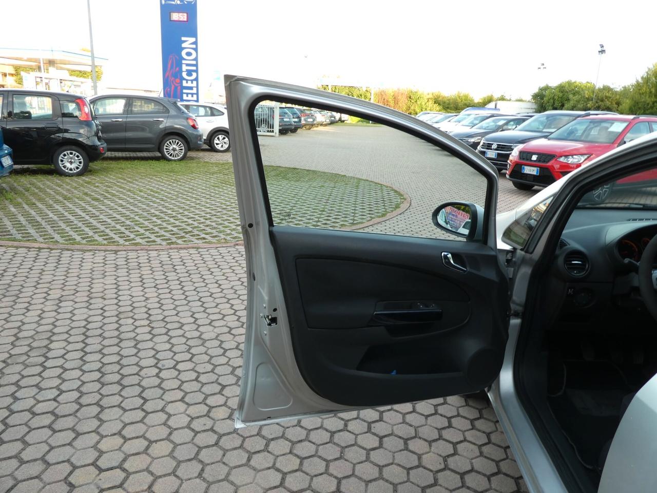Opel Corsa 1.2 80CV 5 porte GPL-TECH Enjoy OK NEOPATENTATI