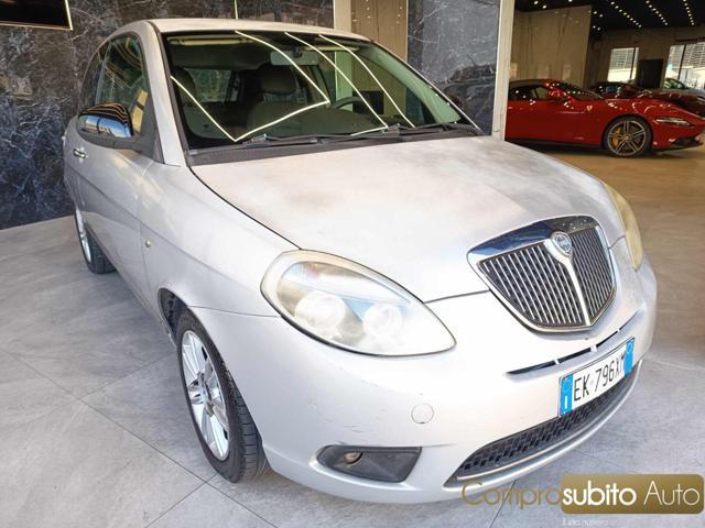 LANCIA Ypsilon 1.2 69 CV Unyca