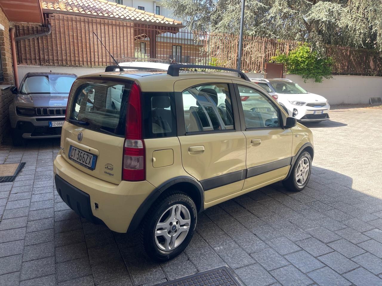 Fiat Panda 1.3 MJT 16V 4x4 Climbing
