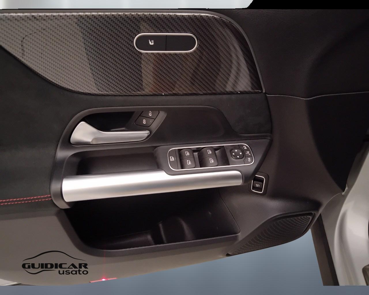 Mercedes-Benz GLA-H247 2023 - GLA 180 d AMG Line Advanced Plus auto