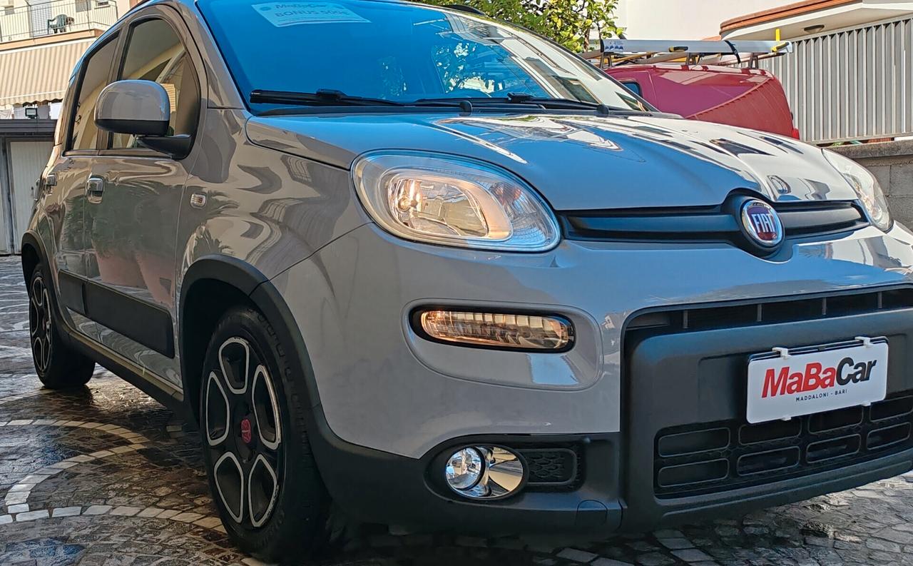 Fiat Panda 1.0 hybrid 69cv entra