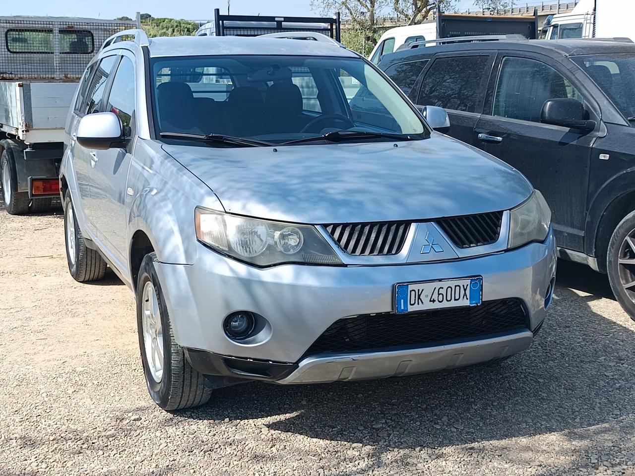 Mitsubishi Outlander 2007 - 2.0 DI-D autocarro Lb automobili