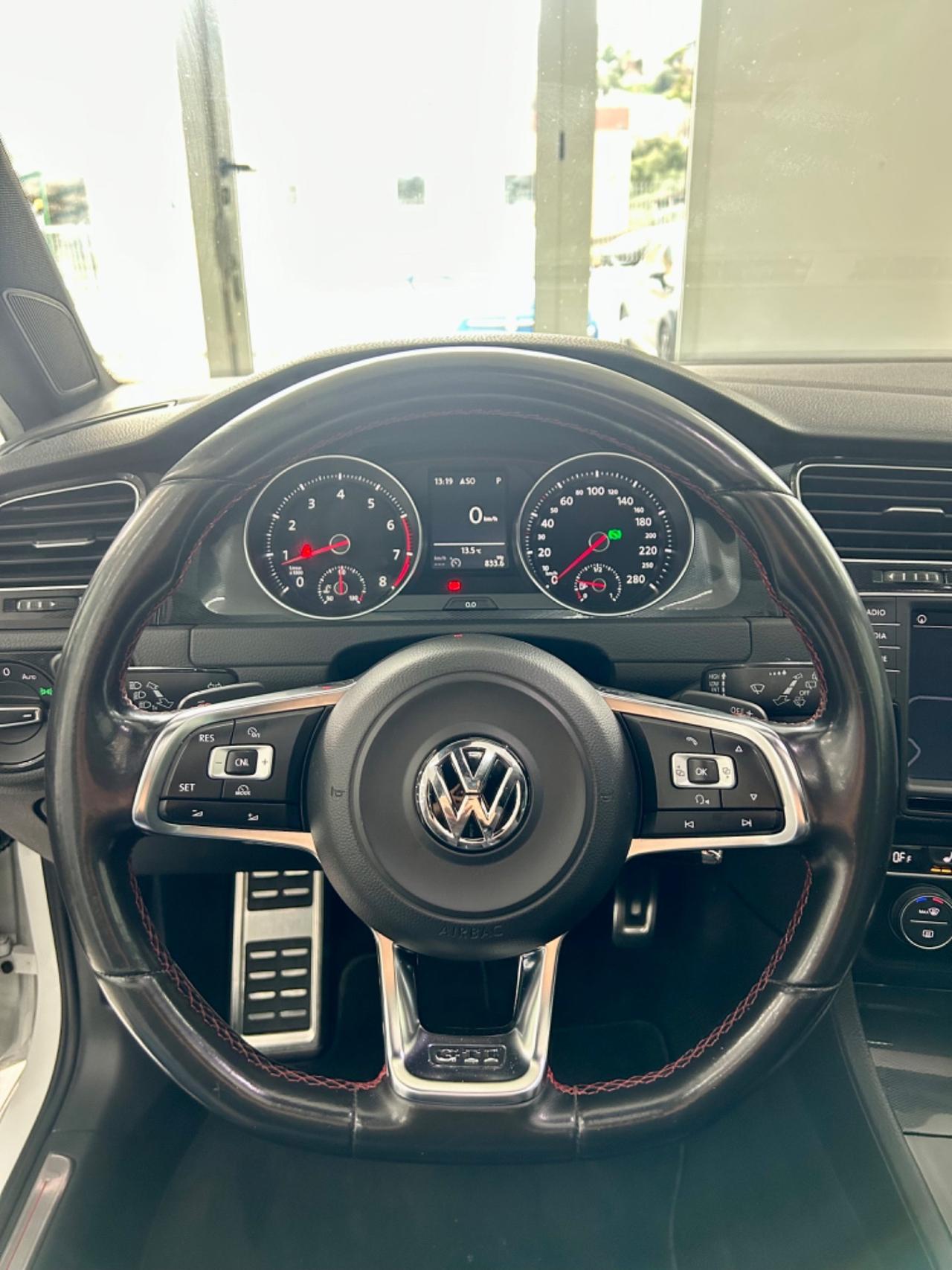 VW Golf 7 GTI 2.0 DSG tetto apribile FINANZIABILE