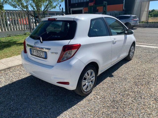 TOYOTA Yaris 1.0 3 porte Active