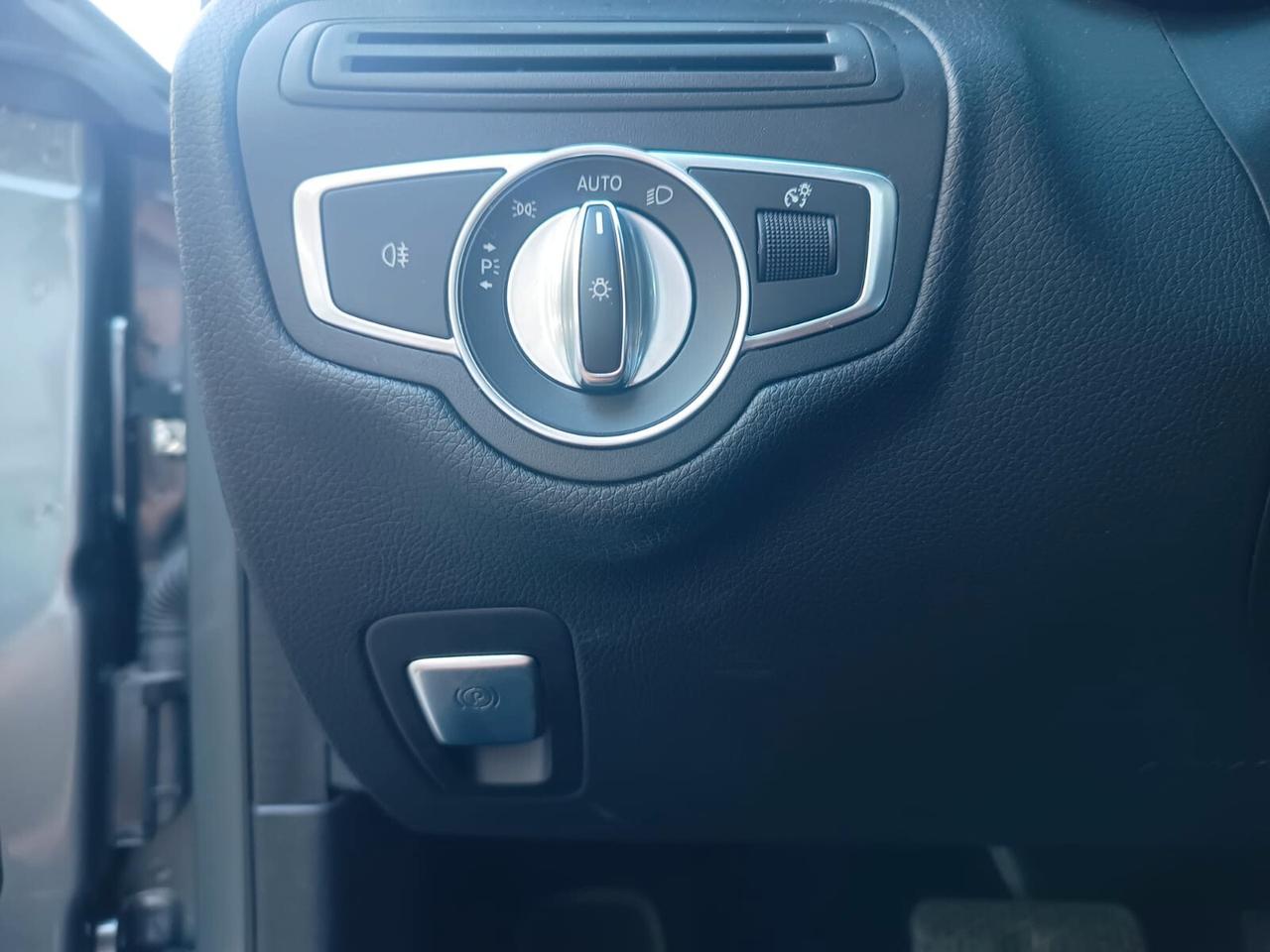 Mercedes 180CDI Auto 4P TagliandiMercedes108250Km
