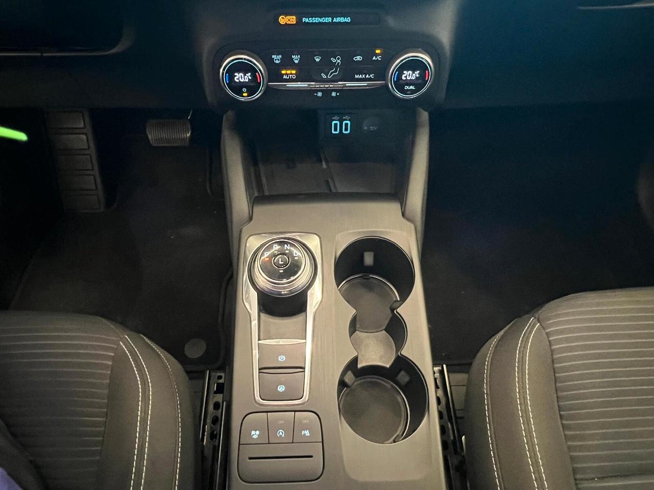 Ford Kuga 120CV AUTOM*NO VINCOLI FINANZ*NAVI AZIENDALE UNIPRO