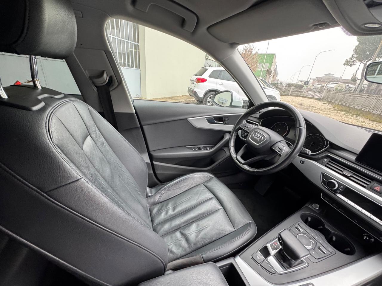 Audi A4 2.0 TDI 150 CV ultra S tronic Business Sport