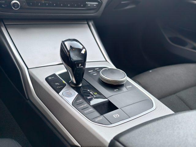 BMW 320 d xDrive Touring Sport