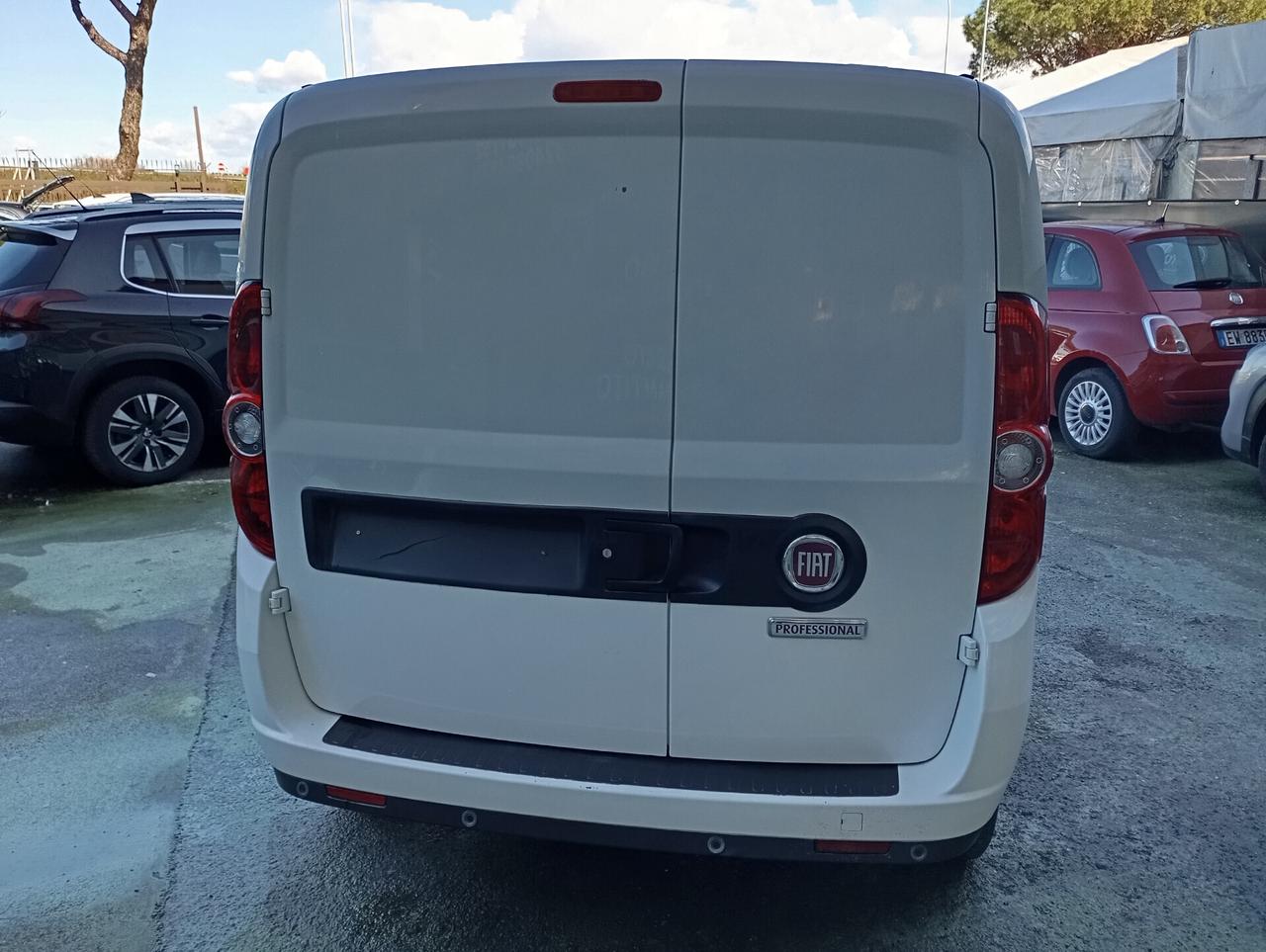 Fiat Doblo Cargo 1.6 Multijet 105CV Lounge 3 Posti