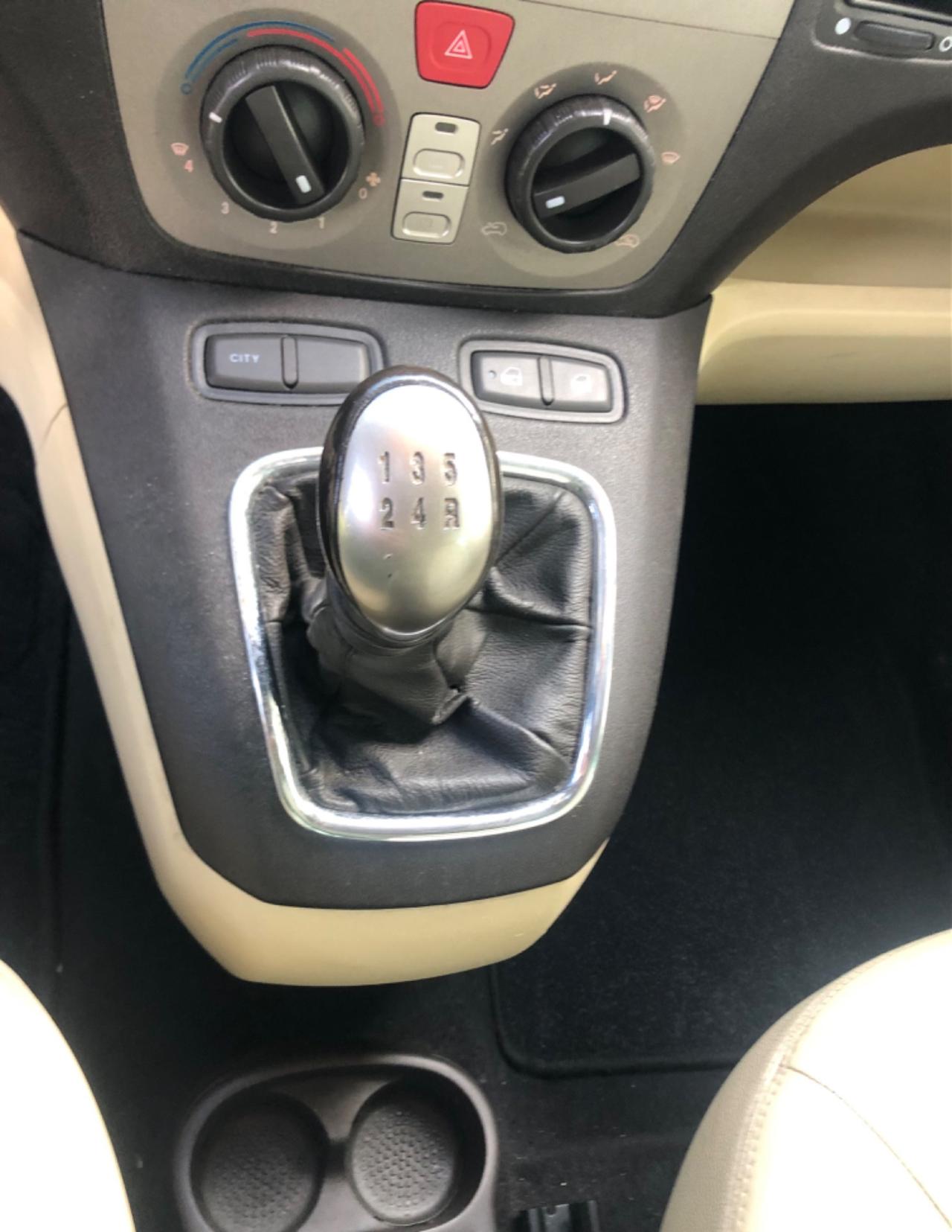 Lancia MUSA 1.4 16V Oro