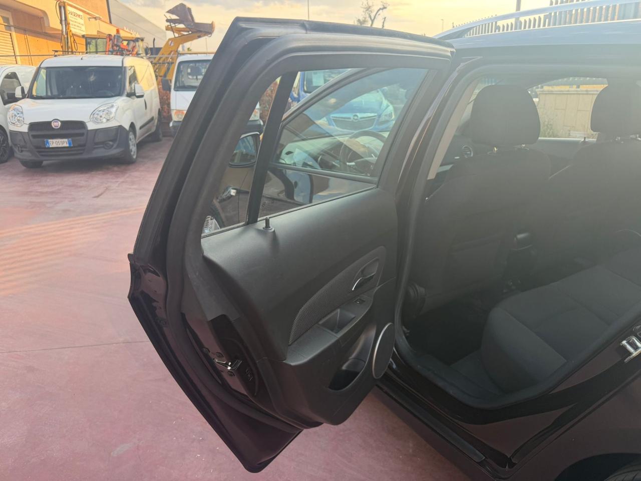 Chevrolet Cruze 1.7 Diesel Station Wagon LT