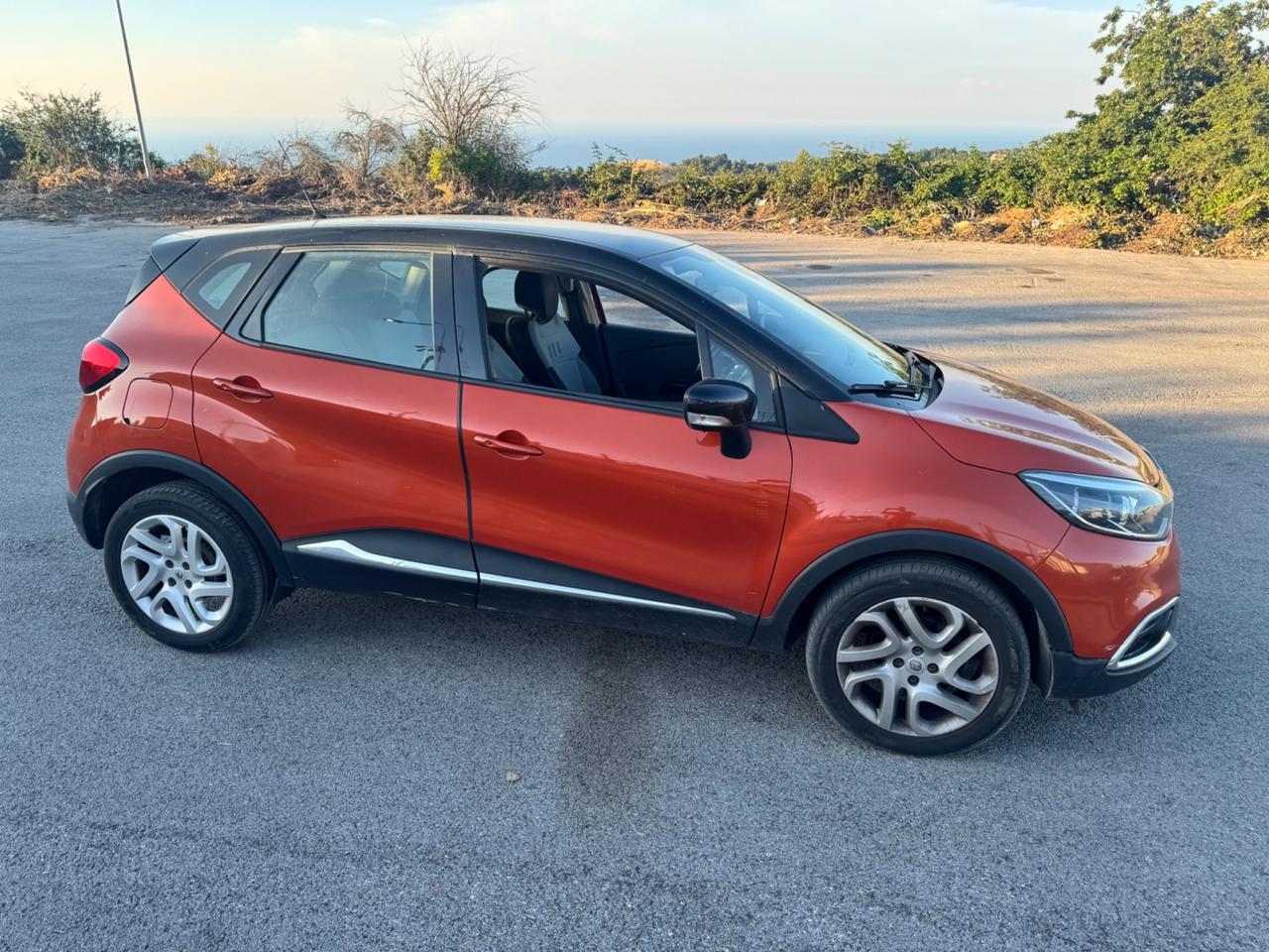 Renault Captur dCi 8V 90 CV EDC Start&Stop Energy Hypnotic
