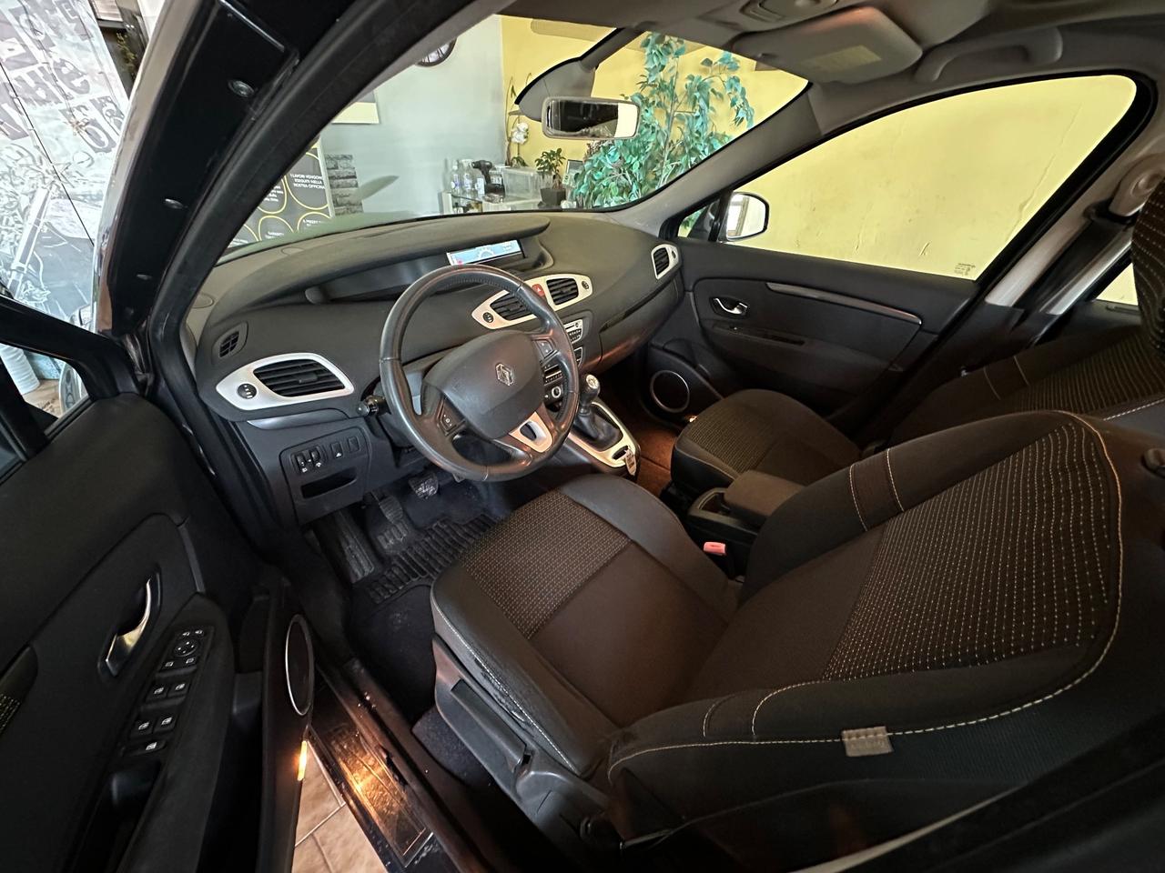 Renault Scenic 1.6benz. 7posti