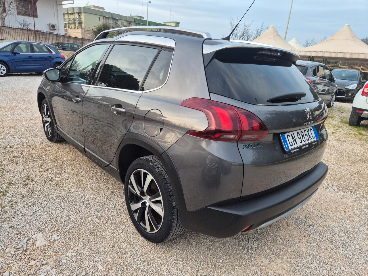 Peugeot 2008 BlueHDi 100 Allure