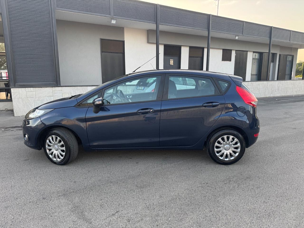 Ford Fiesta 1.4 5 porte Bz.- GPL