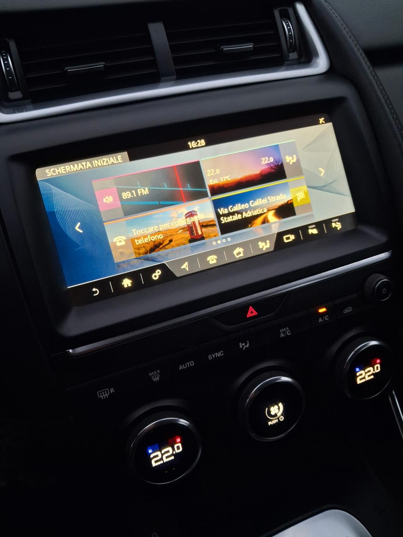 Jaguar E-Pace 2.0D 150 CV S Bianco Perla