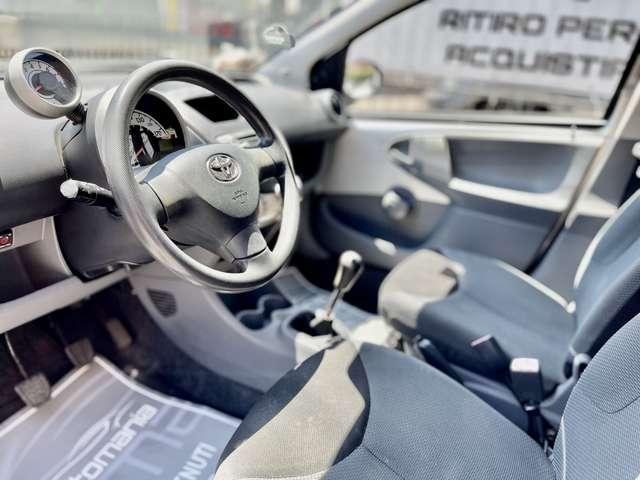 Toyota Aygo 5p 1.0 12V VVT-i 5 porte Sol NEOPATENTATI\GARANZIA