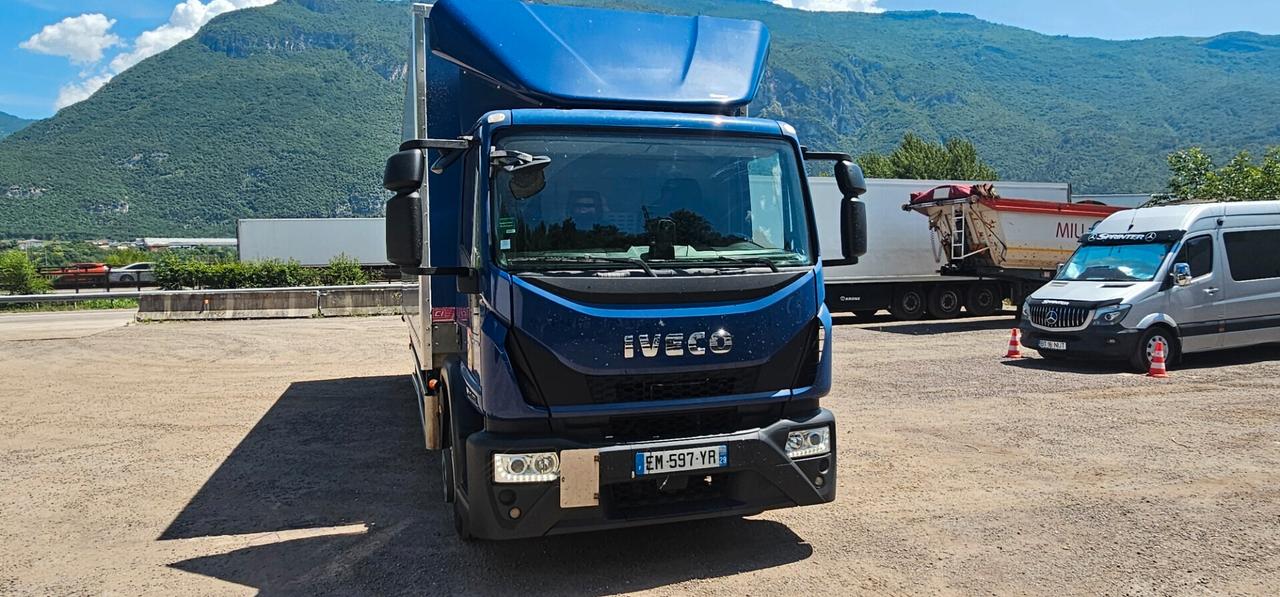 IVECO EUROCARGO 120 - 22 (Euro 6) 317.578 km
