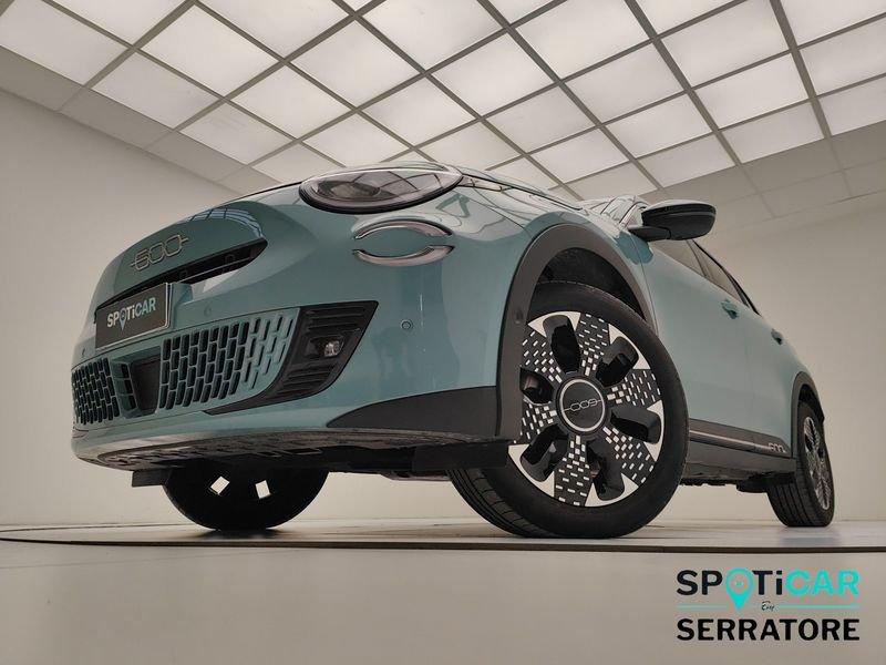FIAT 600 IV 2023 1.2 hybrid La Prima 100cv auto