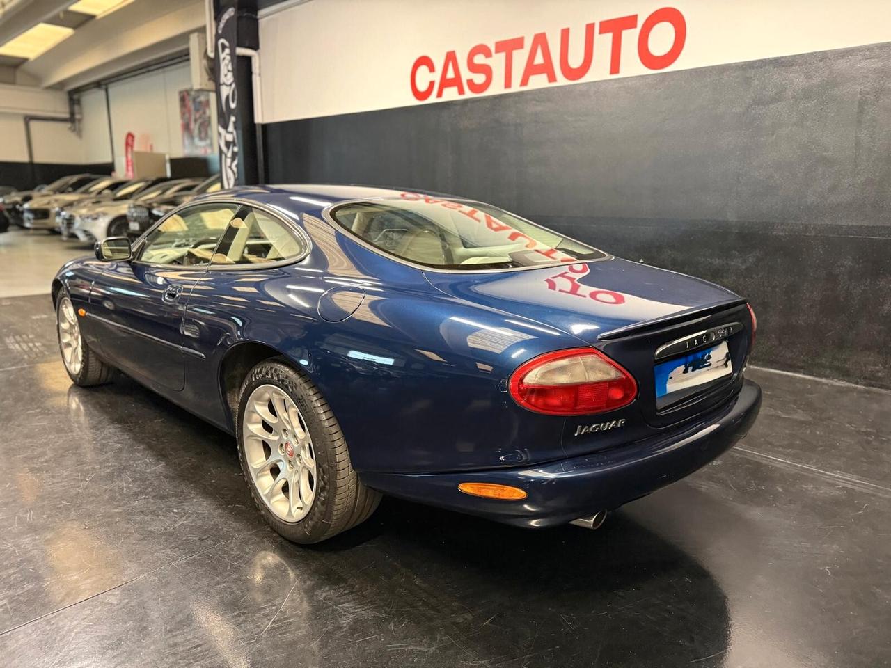 Jaguar XKR 4.0 Coupé asi