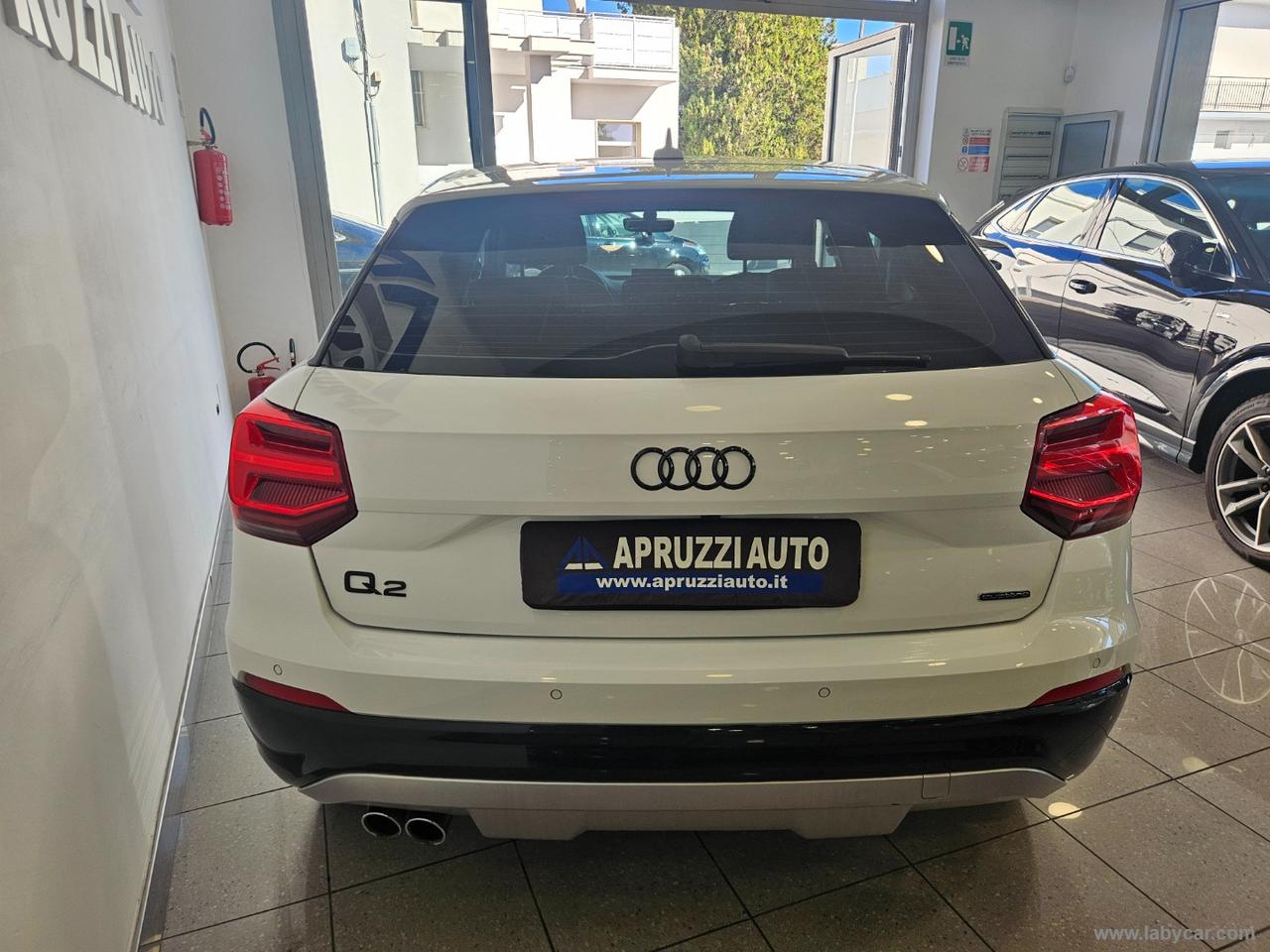 AUDI Q2 35 TDI quattro S tronic Business Adv.