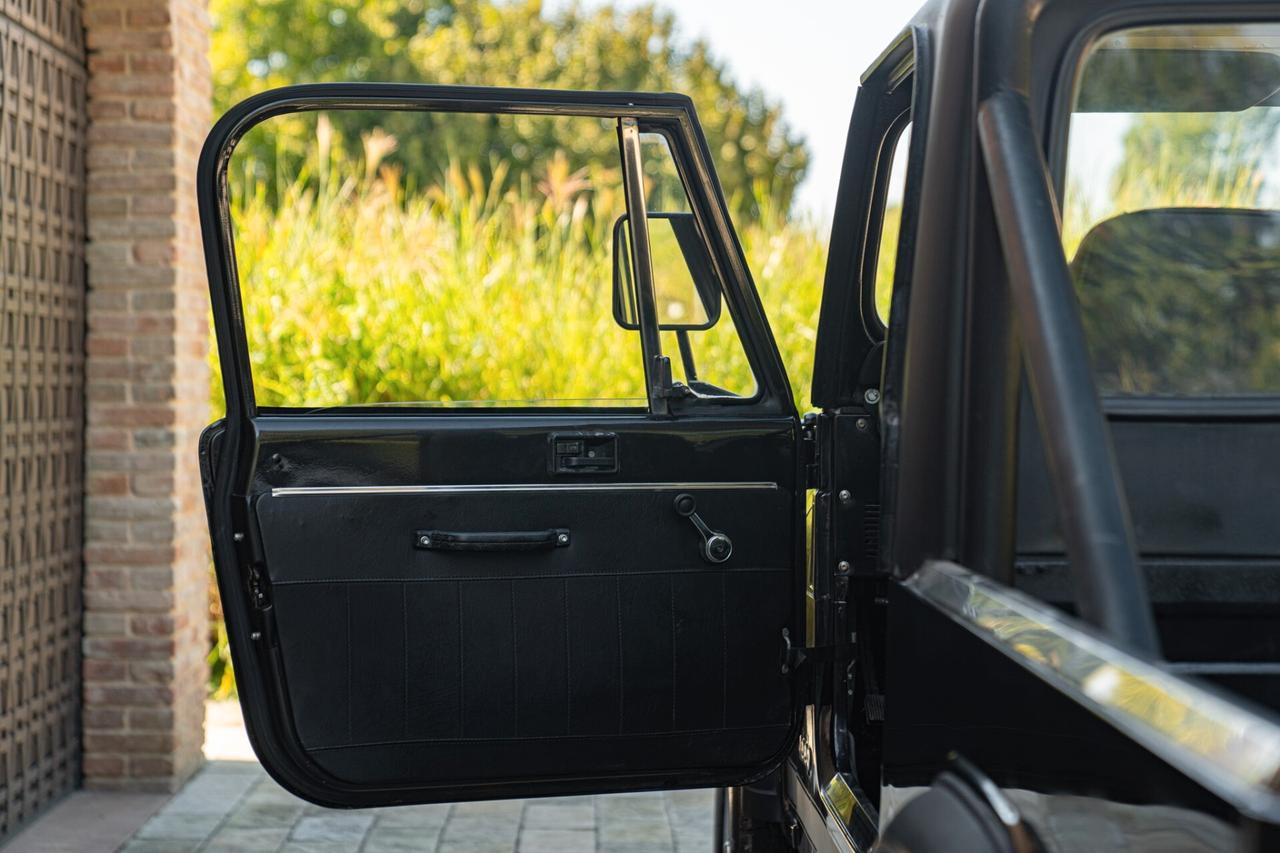 Jeep CJ-8 SCRAMBLER - RDS01618