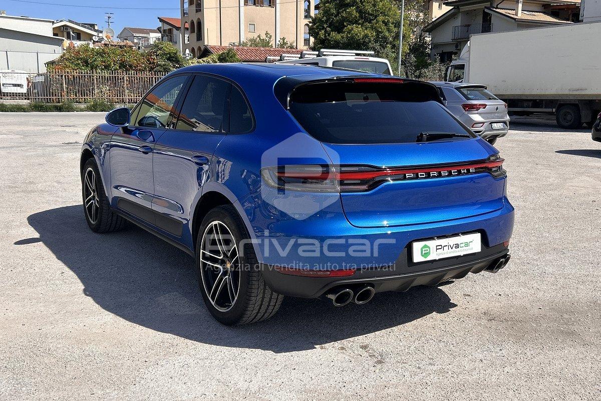 PORSCHE Macan 2.0