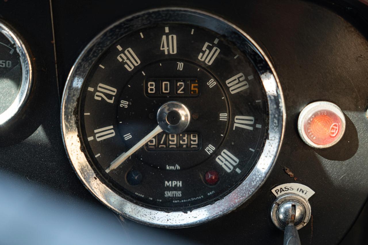 Austin FX4 "LONDON TAXI" - AUS00014