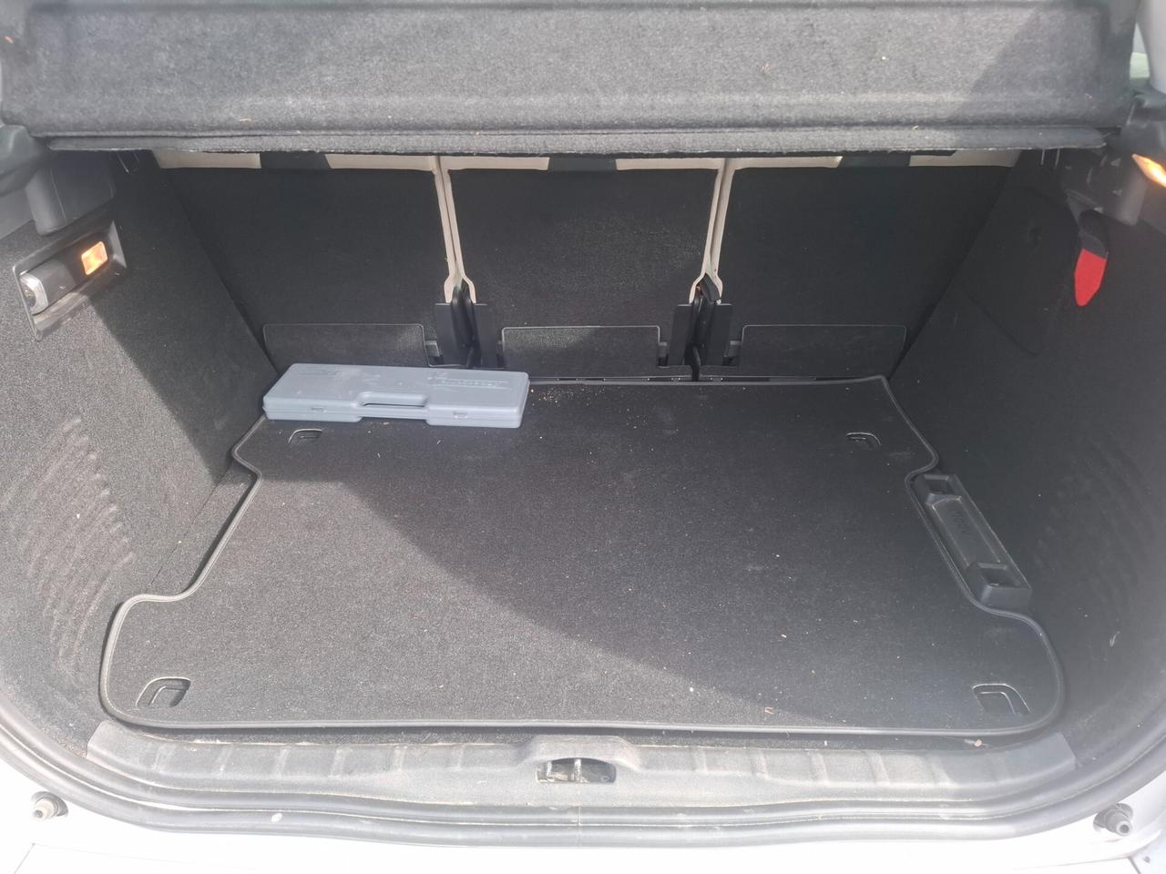 Citroen C4 Picasso 1.6 HDi 110 FAP Elegance (80Kw)
