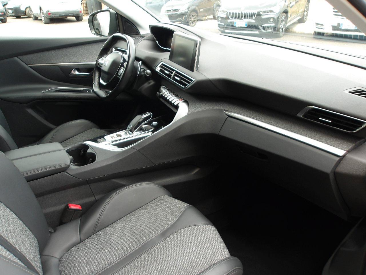 Peugeot 3008 1.2 Puretech t Allure 130cv eat8 AUTOMATICA