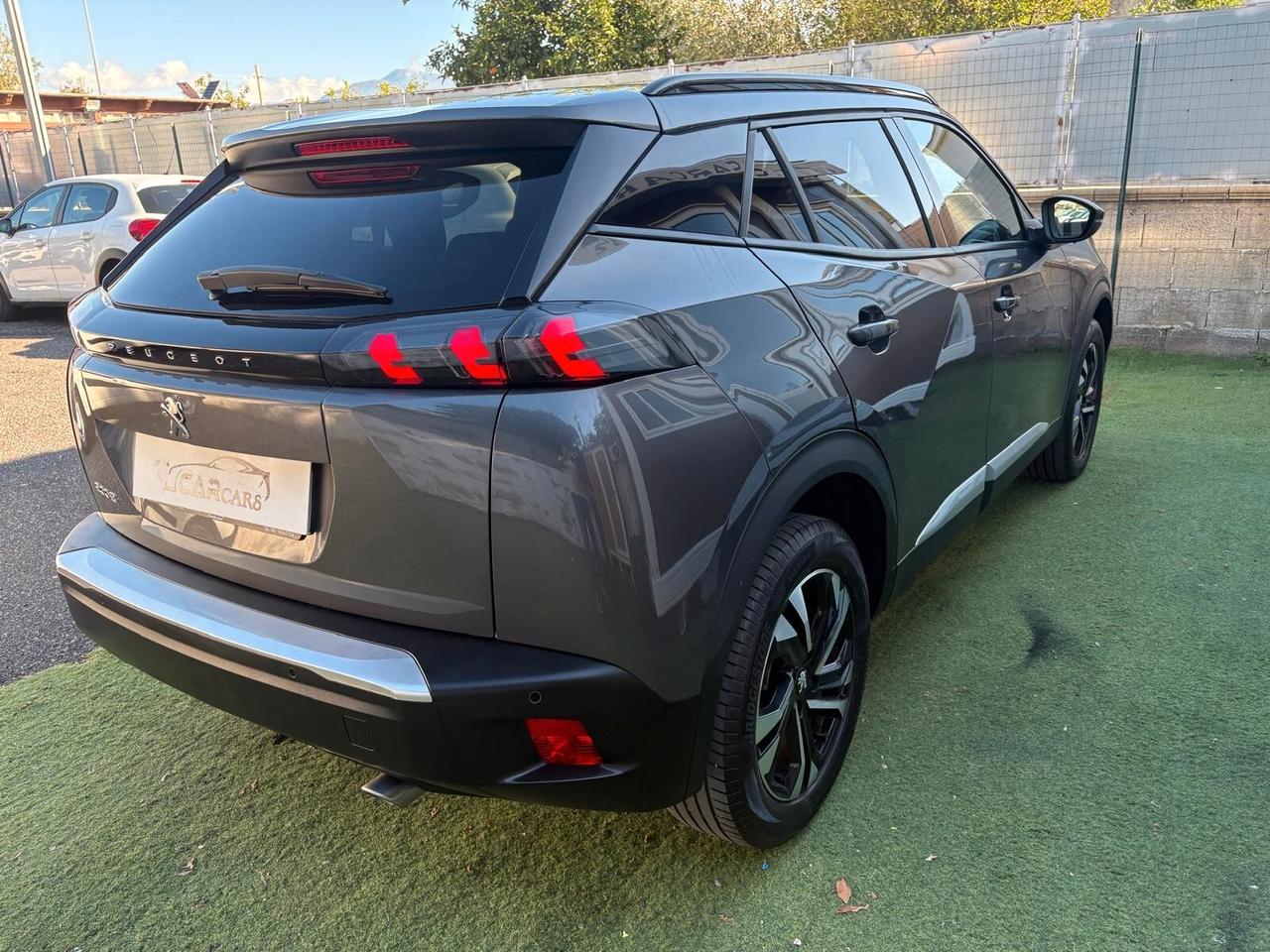 Peugeot 2008 BlueHDi 130 S&S EAT8 Allure
