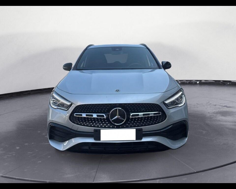 Mercedes GLA 200 200 D Premium 8G-DCT