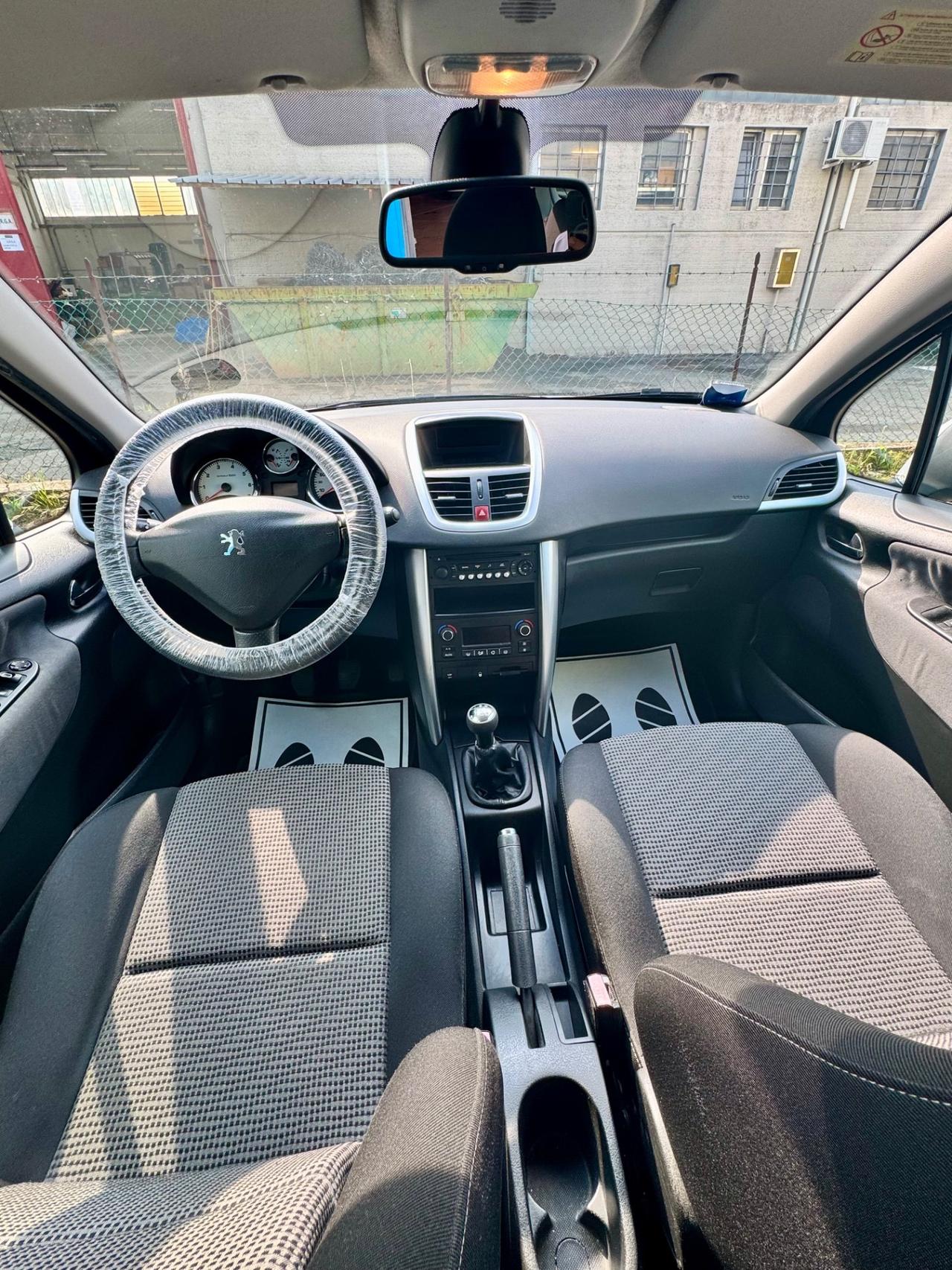 Peugeot 207 1.4 VTi 95CV 5p. Energie Sport