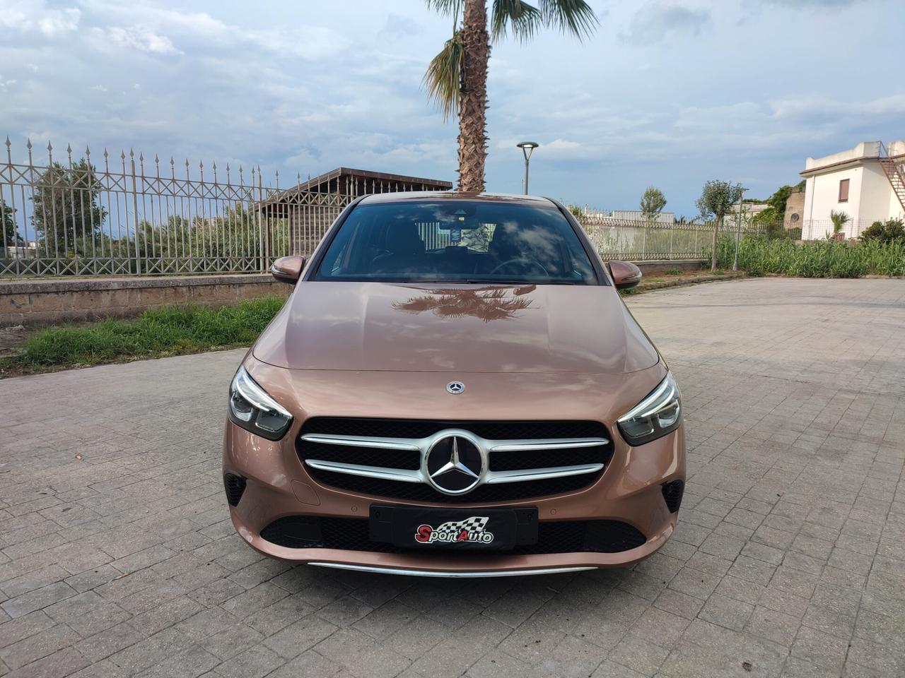Mercedes-benz B 180 D 2.0 115 CV TELECAMERA NAVIGATORE INTERNI PELLE
