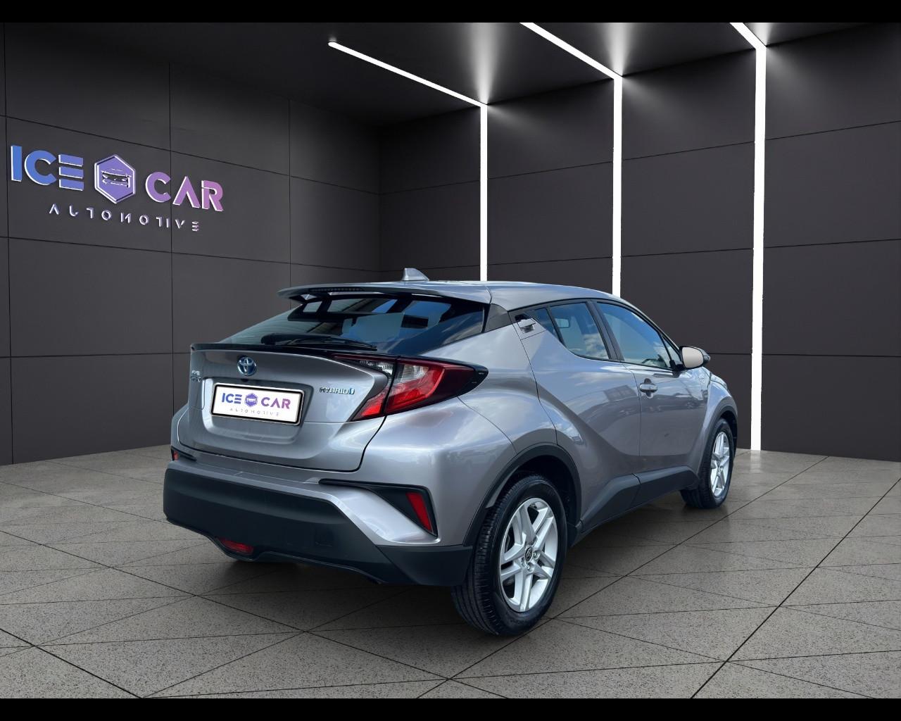TOYOTA C-HR (2016-2023) - C-HR 1.8 Hybrid E-CVT Trend