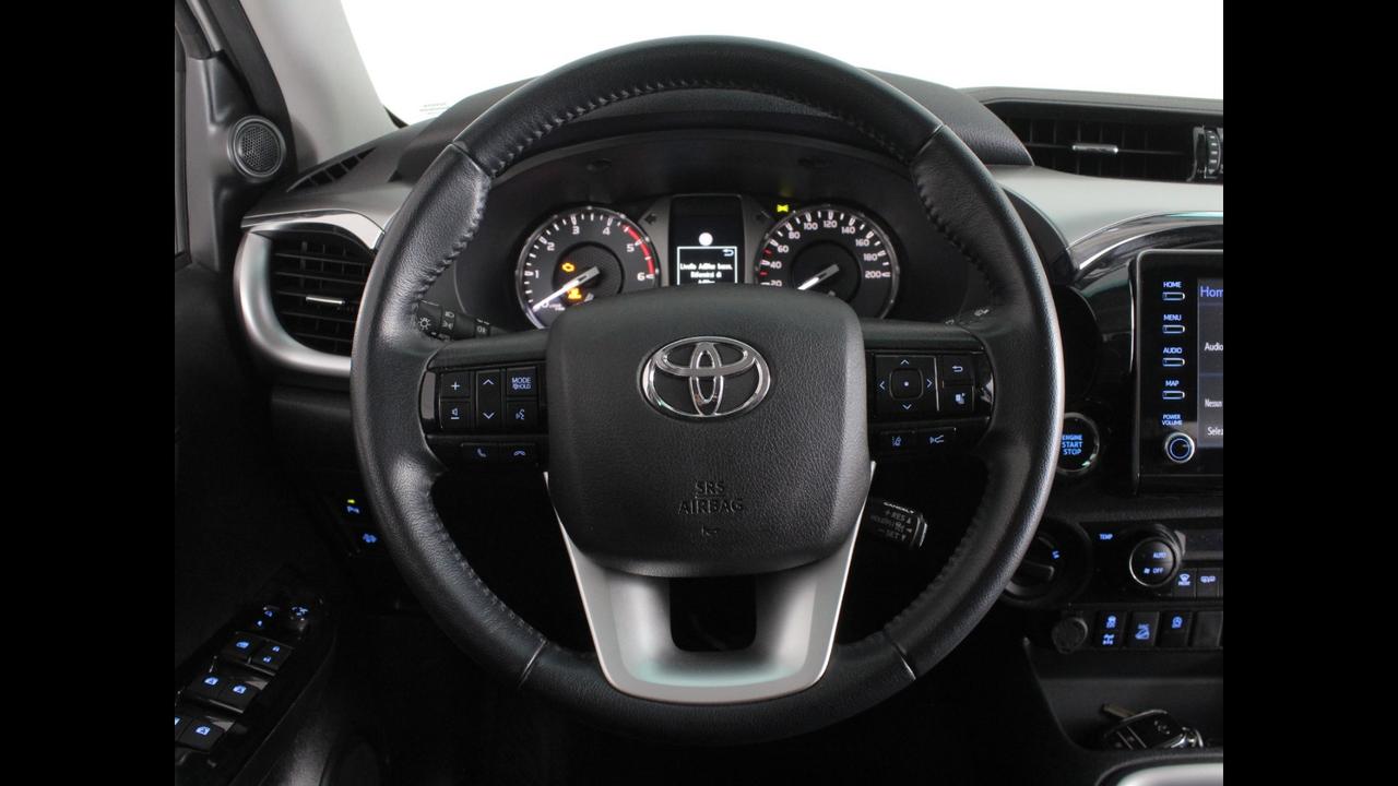 TOYOTA Hilux IV 2019 - Hilux 2.4 d-4d C&C 4x2 Hilux my19