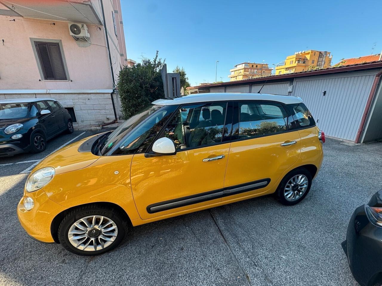 Fiat 500L 0.9 TwinAir 105 CV Lounge tetto