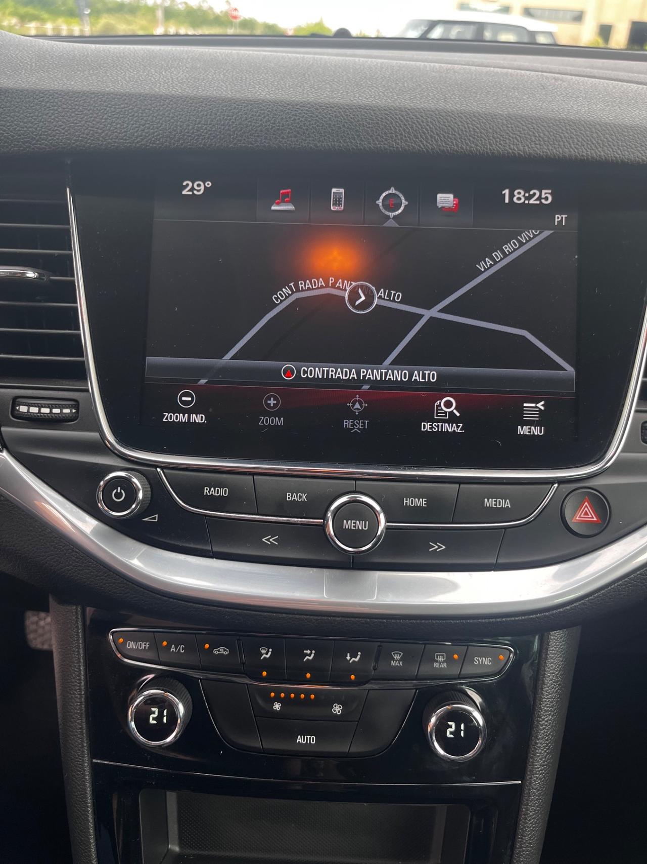 Opel Astra 1.4 Turbo 110CV EcoM Sports Tourer Innovation