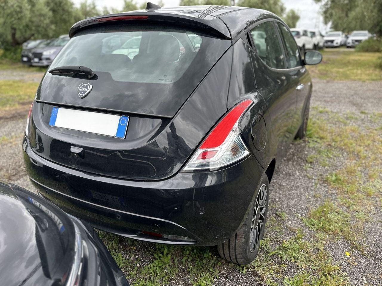 LANCIA Ypsilon III 2021 - Ypsilon 1.0 firefly hybrid Platino s&s 70cv