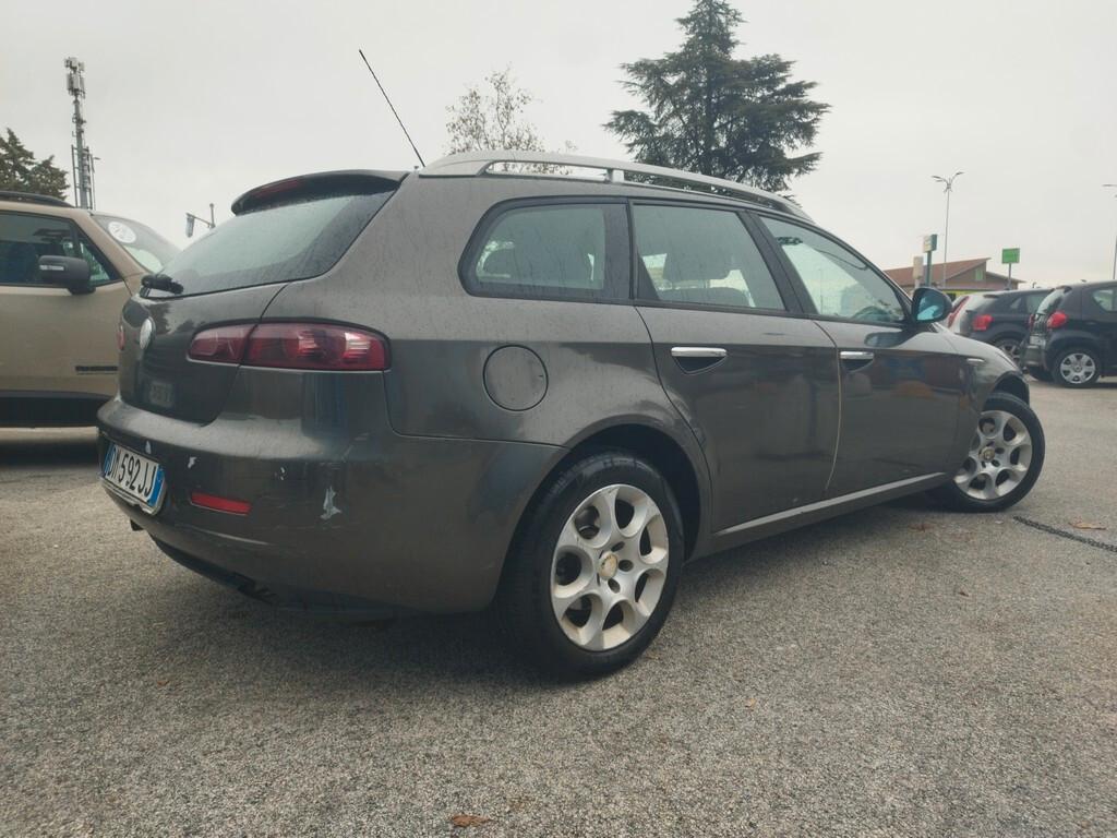 Alfa Romeo 159 1.9 JTDm 16V Sportwagon Progression
