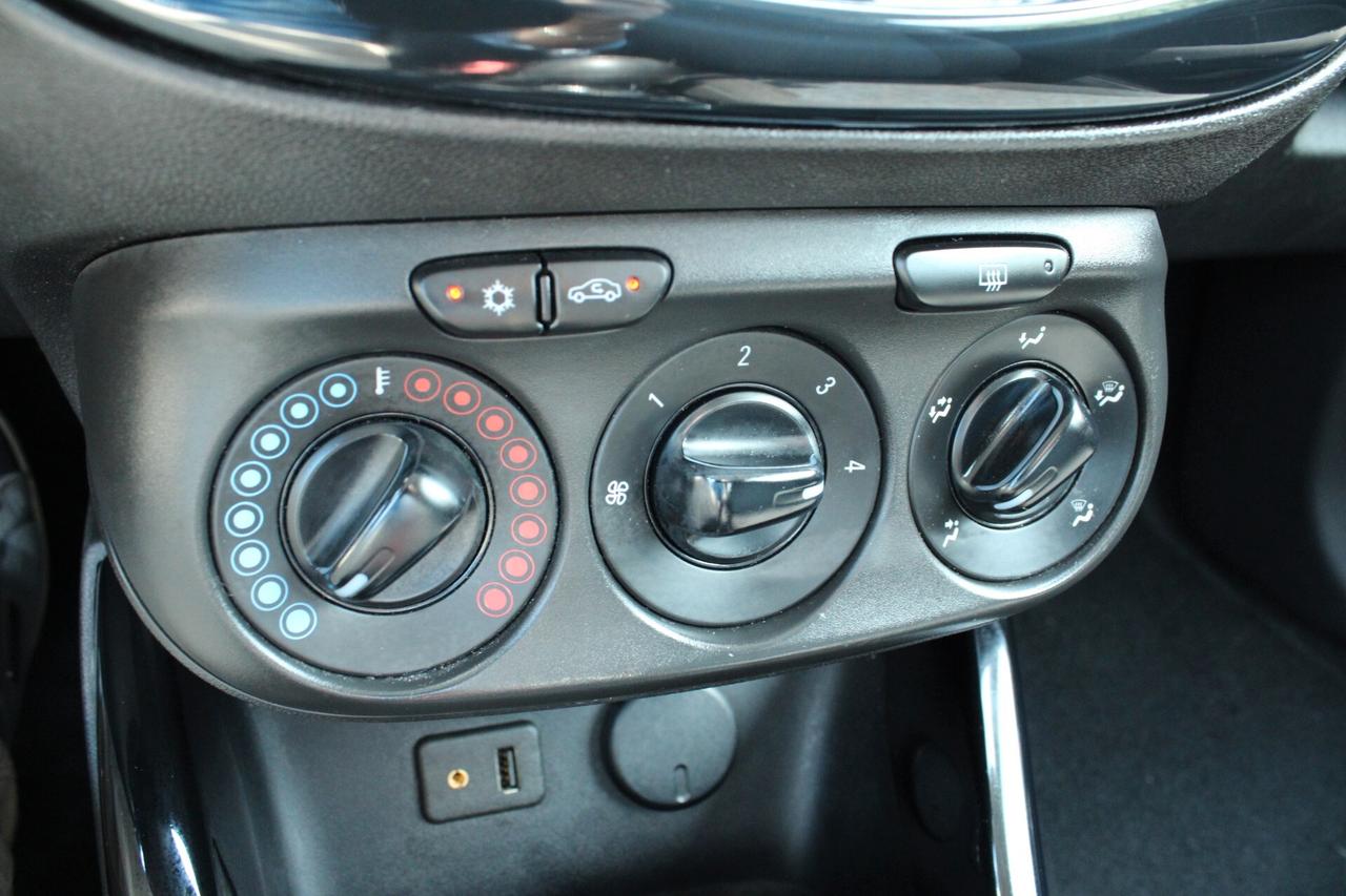 Opel Adam 1.2 70 CV Jam