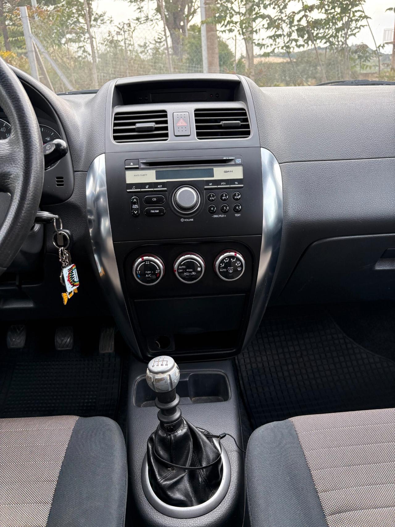 Fiat Sedici 4X4 1.9 MJT (GANCIO TRAINO)