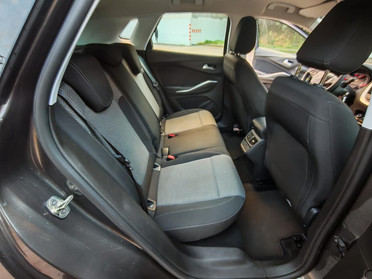 Opel Grandland X 1.5 diesel Ecotec Start&Stop Business