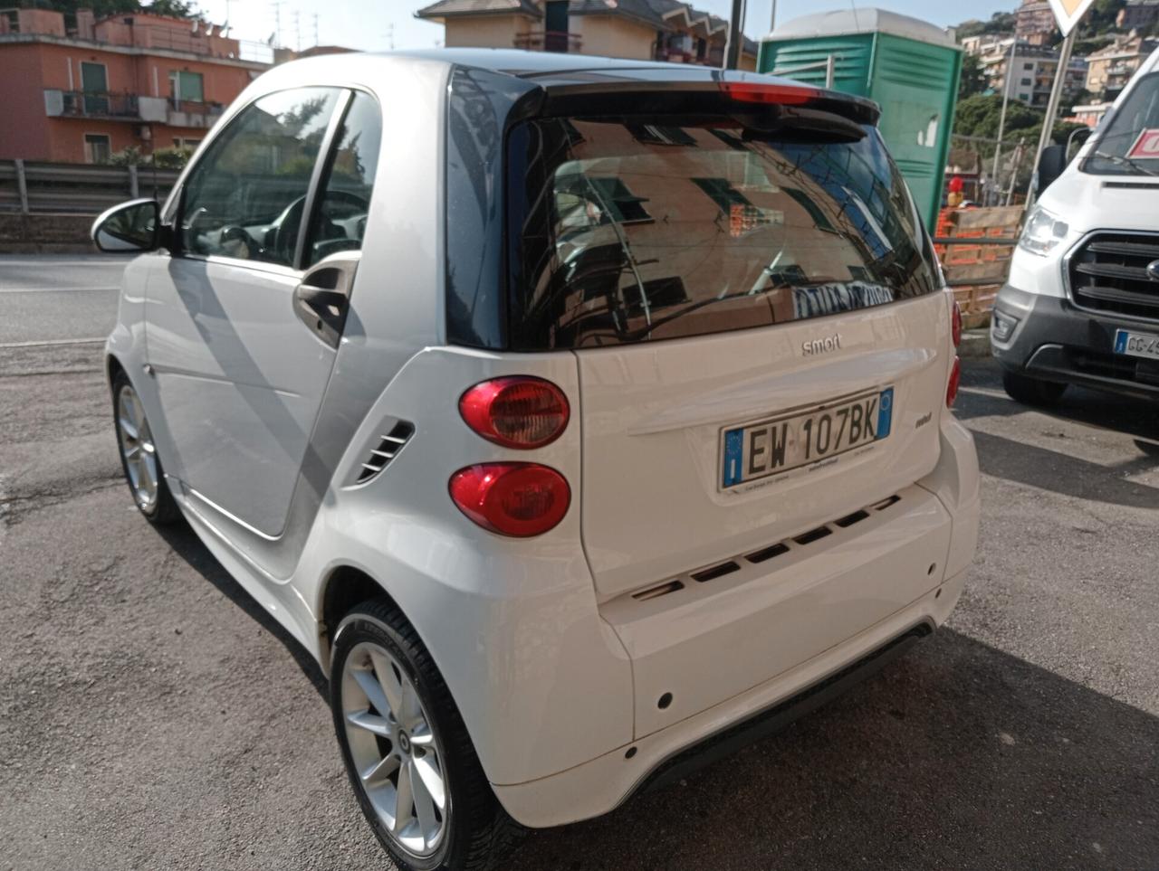 Smart ForTwo 1000 52 kW MHD coupé pure automatico