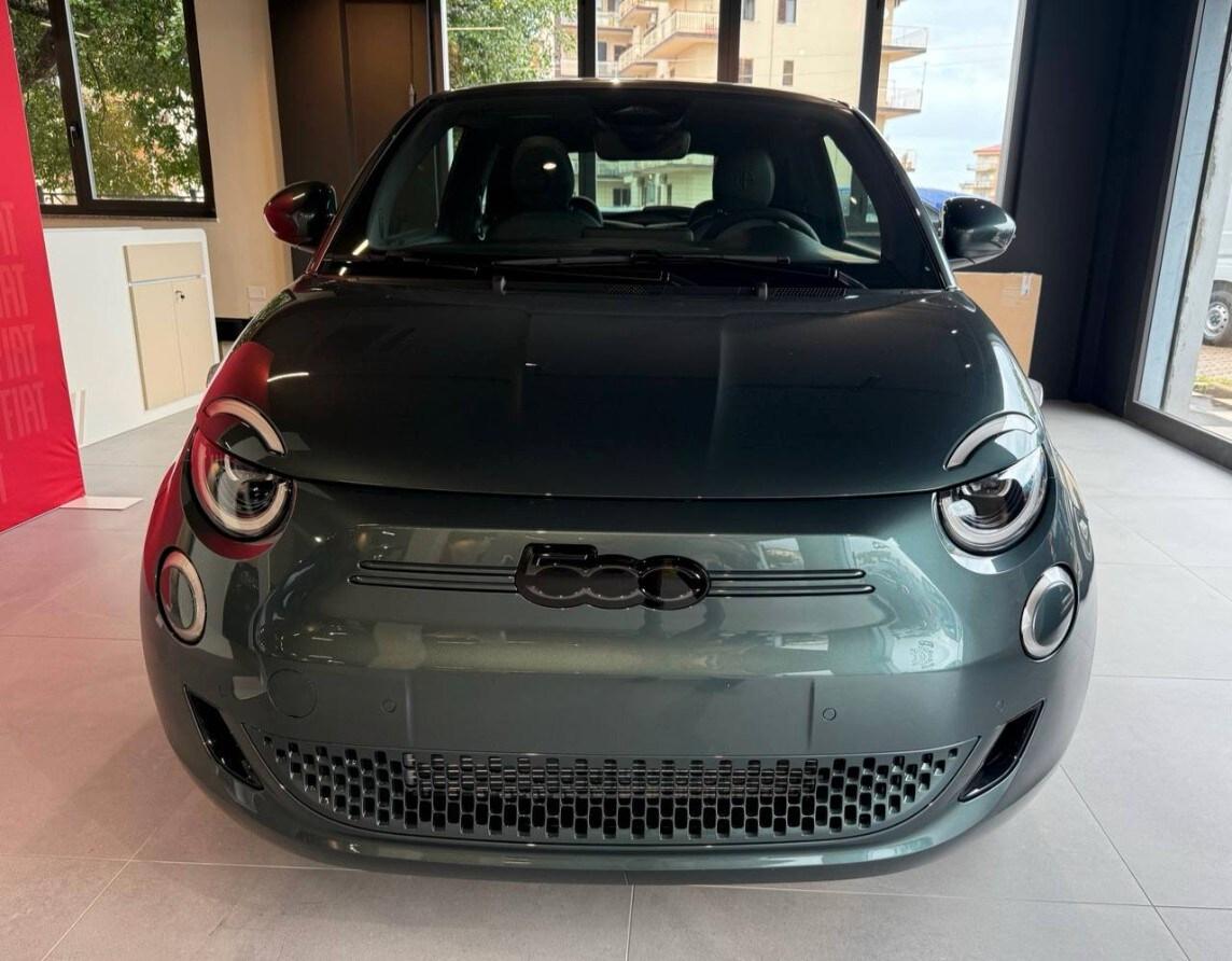 FIAT 500 (2020-->) 500e Berlina 42 kWh Giorgio ...