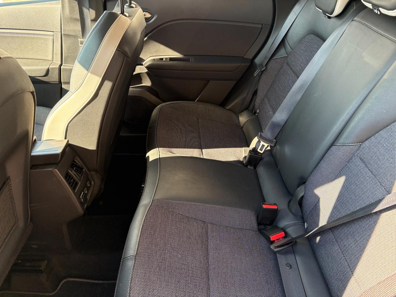 Renault Captur Full Hybrid E-Tech 145 CV Techno