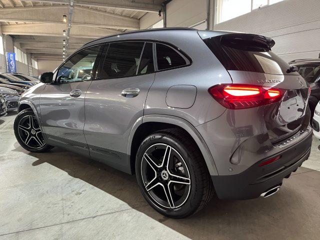 MERCEDES-BENZ GLA 200 d Autom. AMG Premium Plus NIGHT/LED MULTICOL/TELEC