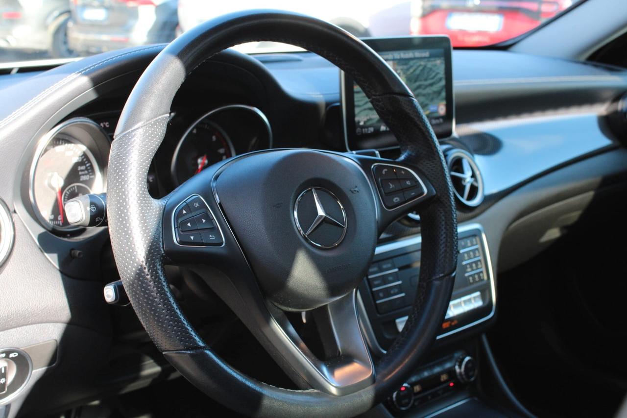 Mercedes-benz GLA 200 GLA 200 d Automatic 4Matic Premium - OK NEOPATENTATI