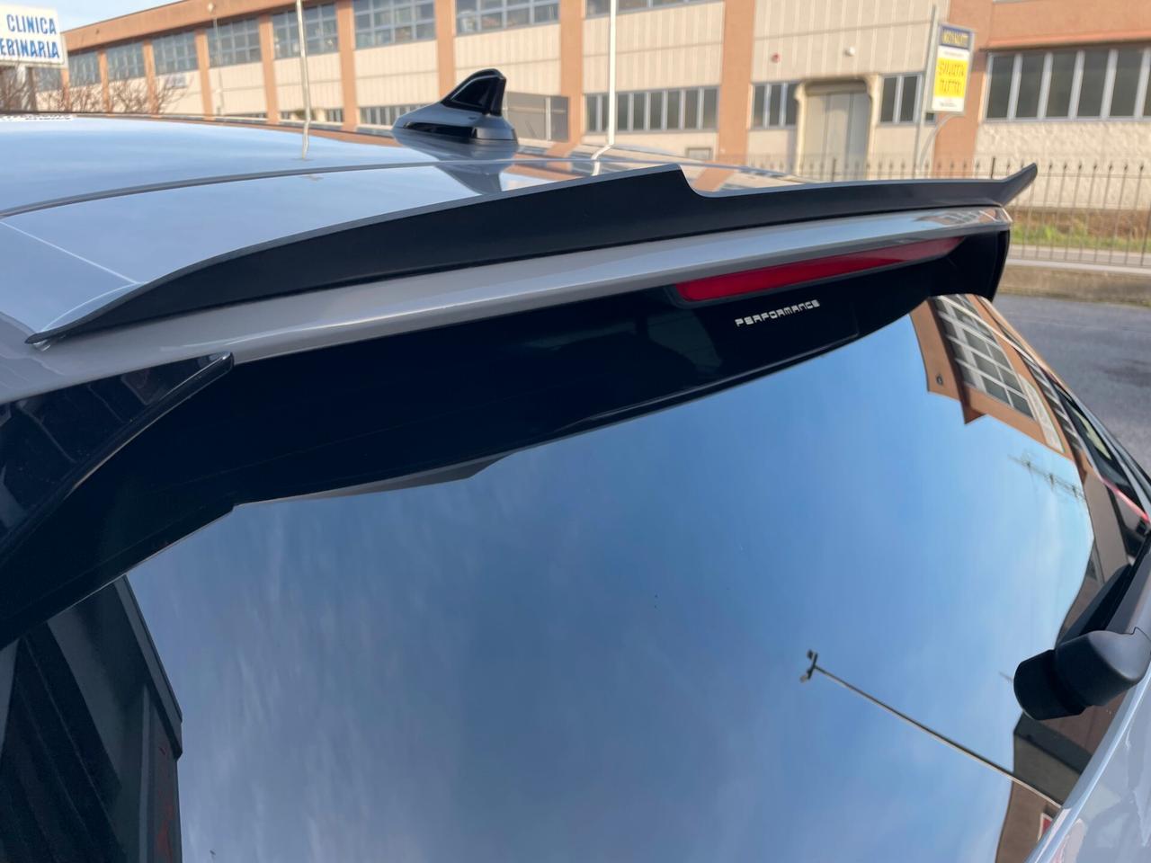 Volkswagen Golf GTD 2.0 TDI 200 CV DSG