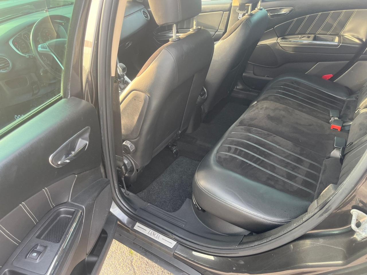 Lancia Delta 1.6 MJT Oro - 2011